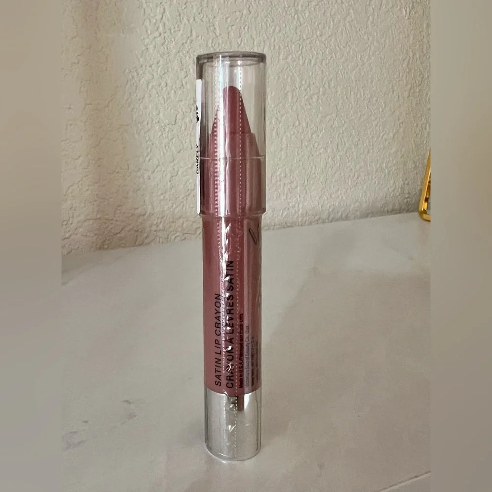 5PC Beauty Bundle Lips and Eyes- Jason Wu, Victoria’s Secret, Joah, Revlon, CG